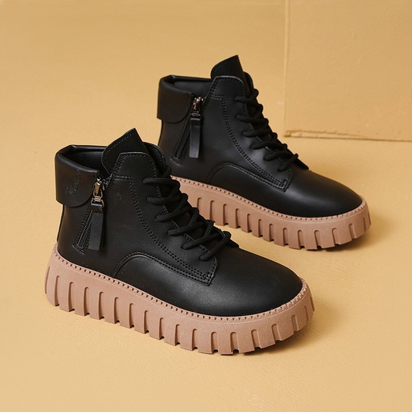 Women GG Platform Slide Black - Picture 1 of 1